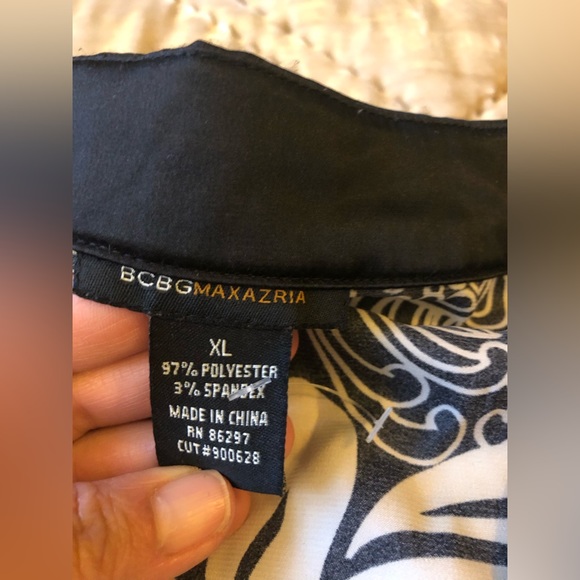 BCBG Max Azria black & white floral cap sleeve wrap blouse top Sz xl - Picture 2 of 4